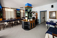 La sala ristorante dell'Hotel Villa Etrusca a Marina di Campo